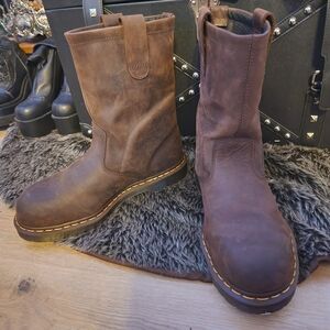 Dr Martens 2295 Wellington